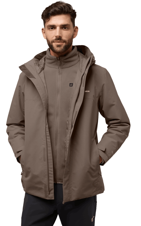 Mann mit 3-in-1 Jacke